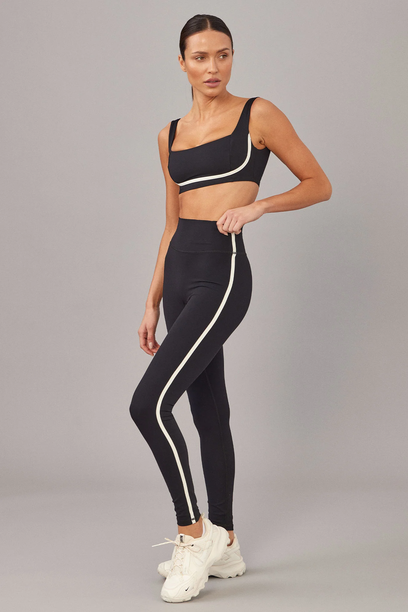 Acadia Legging 27" - Black/Ivory - Image 8