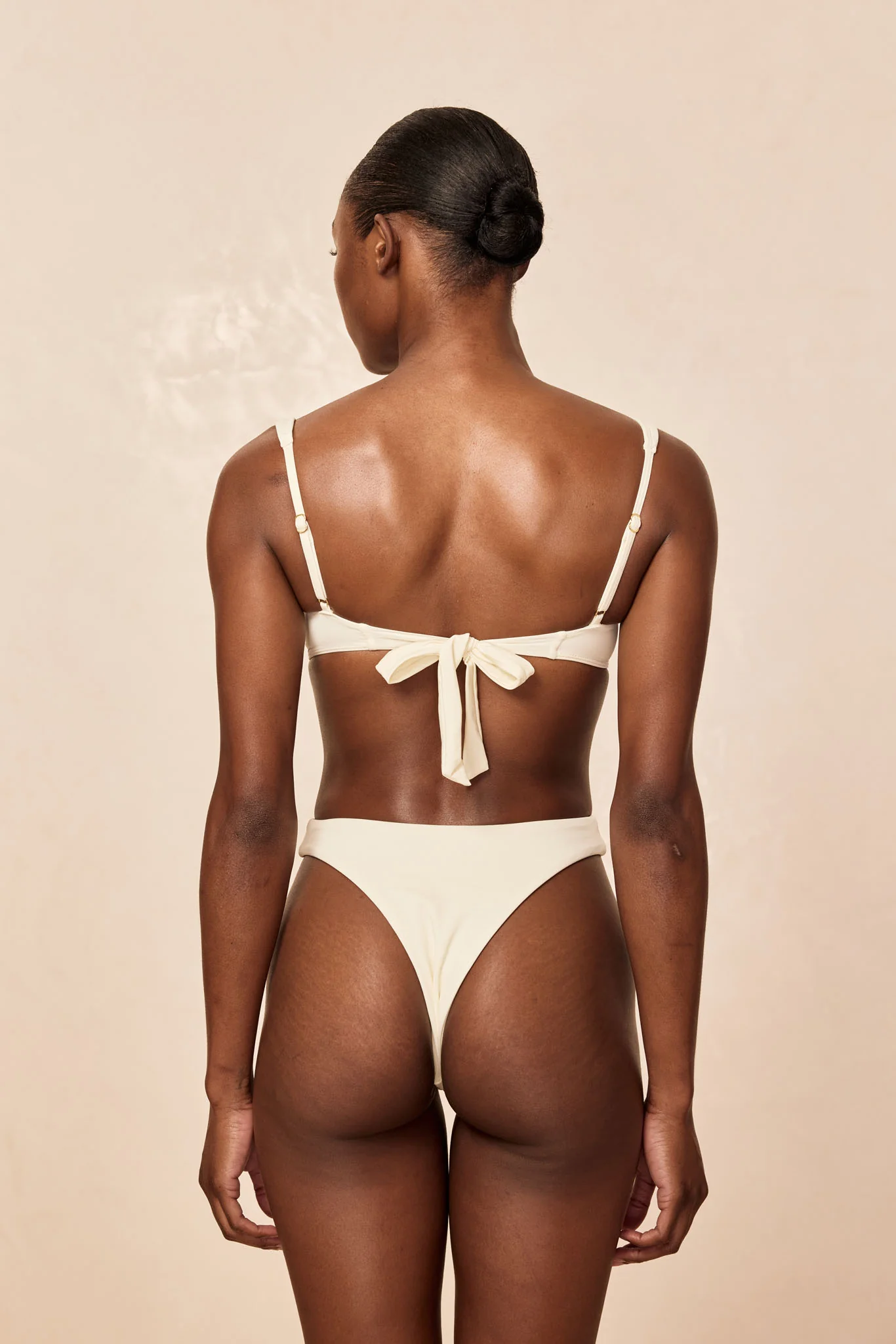 Capri Thong - Ivory - Image 5