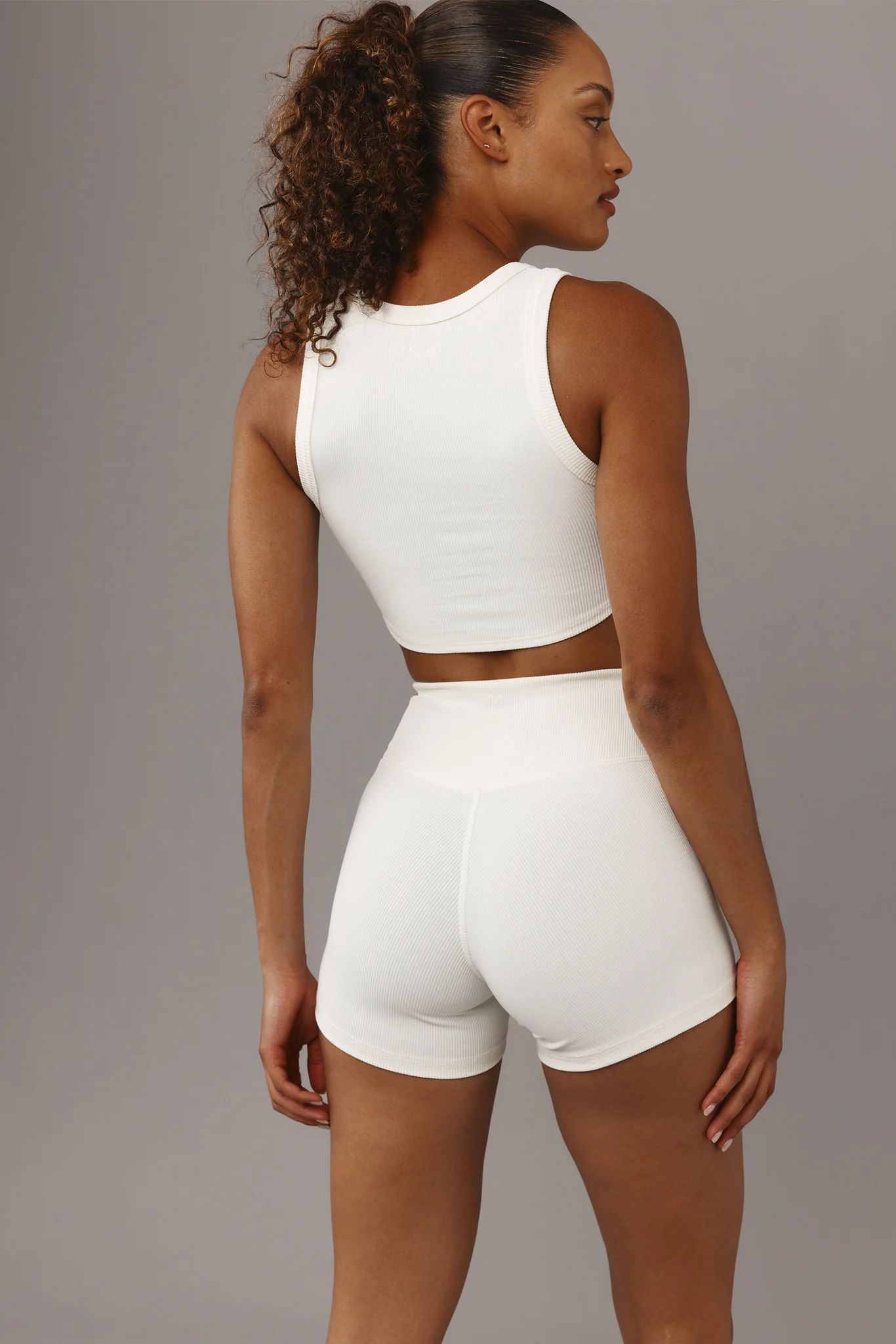 Elysian Short 4.5" - Ivory Lightweight Rib - Image 12