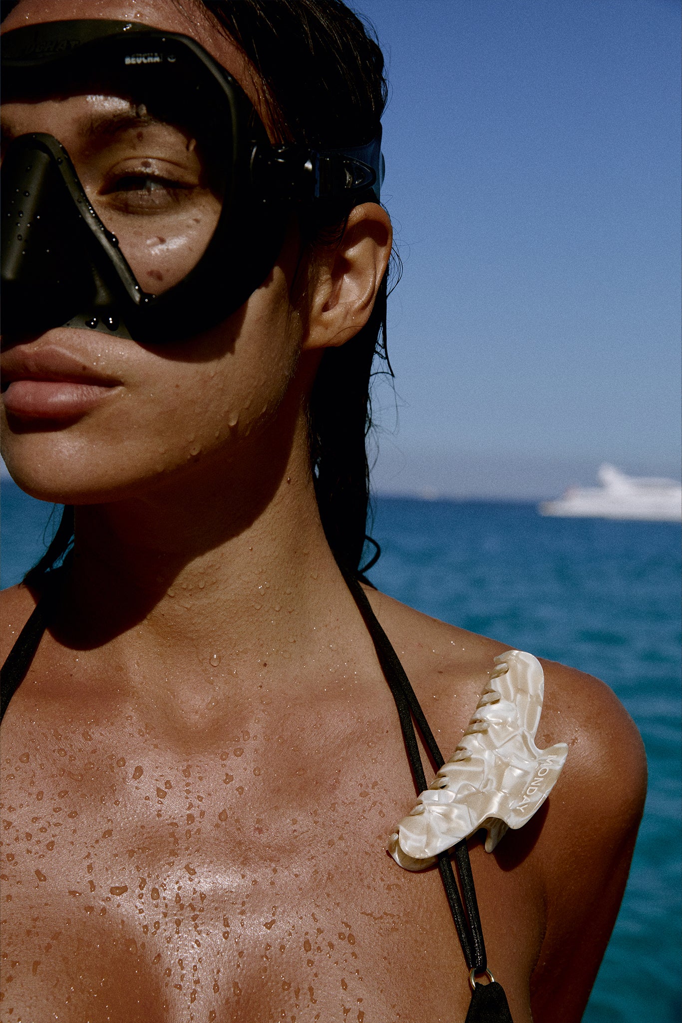 Staniel Cay Medium Hair Clip Set - Image 6